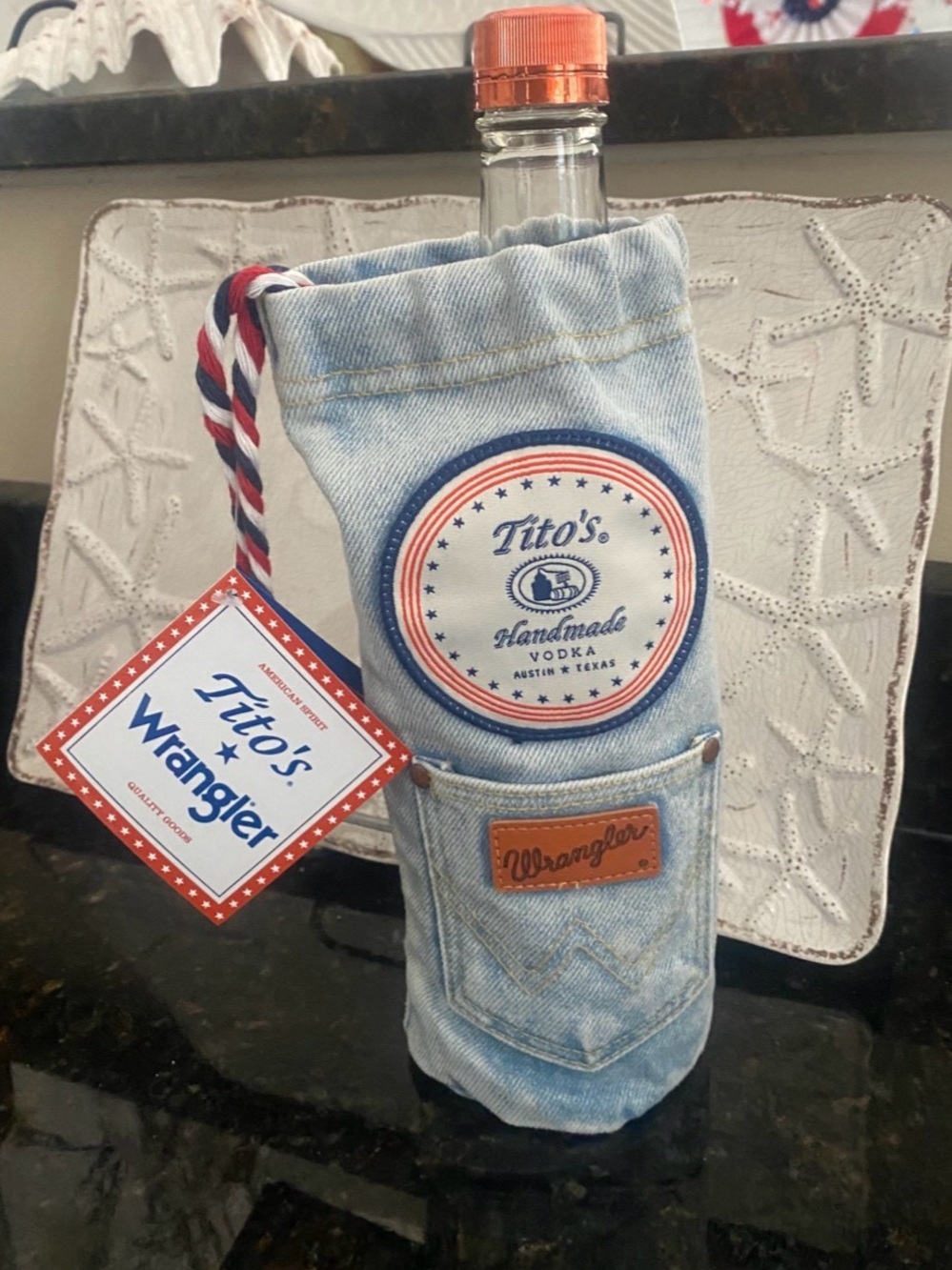 NWT TITO’S *RARE* Wrangler Denim Bottle Sleeve Bottle Gift Bag